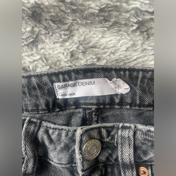 Grey Wash Garage Mom Jeans 00 - Picture 3 of 3